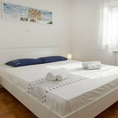 Apartamento Luxury Modern With Superfast Internet Pula