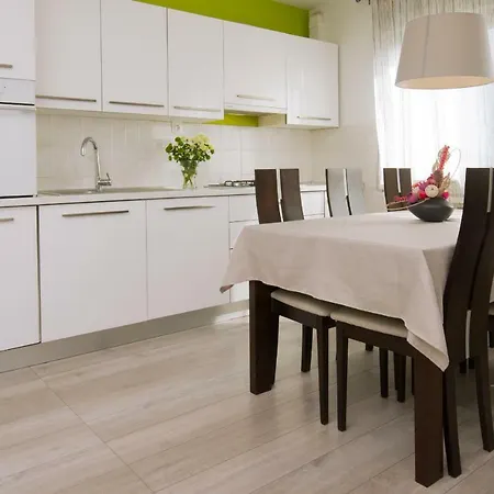 Luxury Modern With Superfast Internet Pula